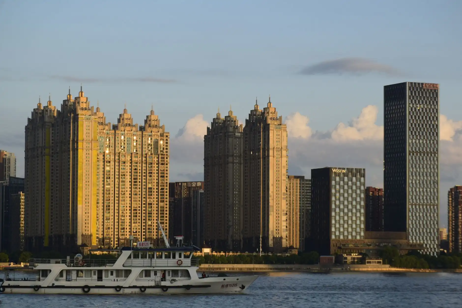 企业园区门禁系统与硬盘录像机联动方案设计