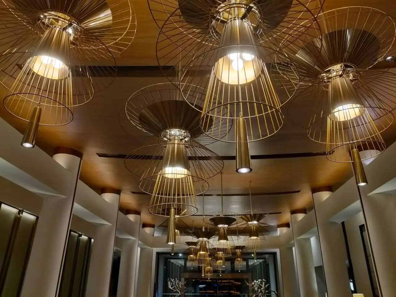 监控摄像头与硬盘录像机搭配方案：如何构建稳定安防监控系统